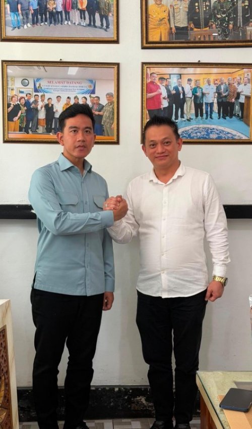 Ditengah Padatnya Agenda Kunker, Efendi Huang: Terimakasih Wapres Gibran Tetap Luangkan Waktu Beri Arahan